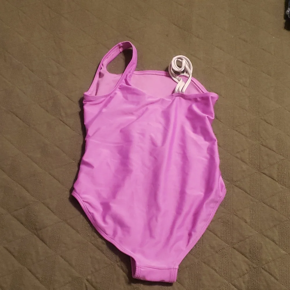 Swimsuit - Picture 2 of 4